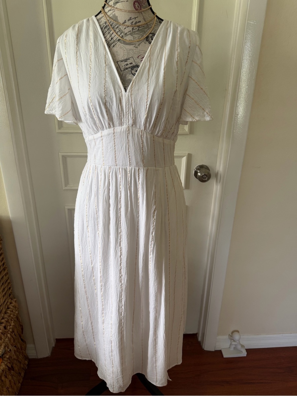 LOFT White Gold Metallic Stripe Flutter Sleeve Maxi Dress S - Picture 3 of 12